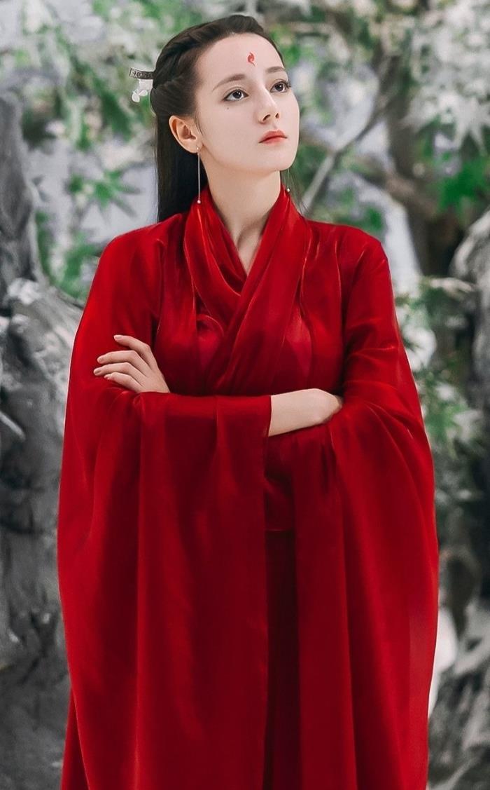 迪丽热巴快本红衣古装,迪丽热巴的红衣古装造型